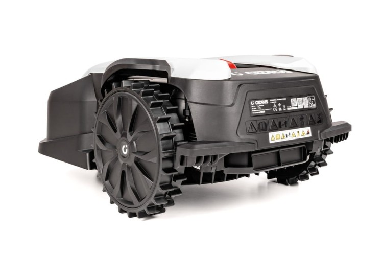 Robot koszący Cedrus M6+ szer. koszenia 20 cm